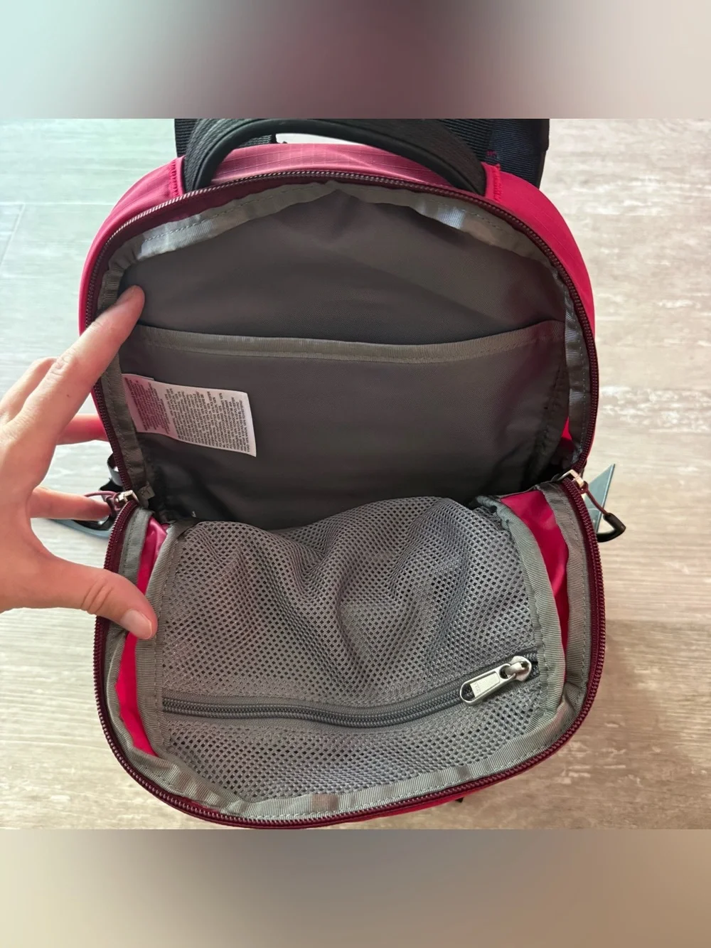 The North Face Borealis Mini Backpack in Lali Guran pink black NEW 10L